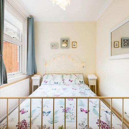 Bikki Apartments - 2 Bedroom Harrow Exterior foto